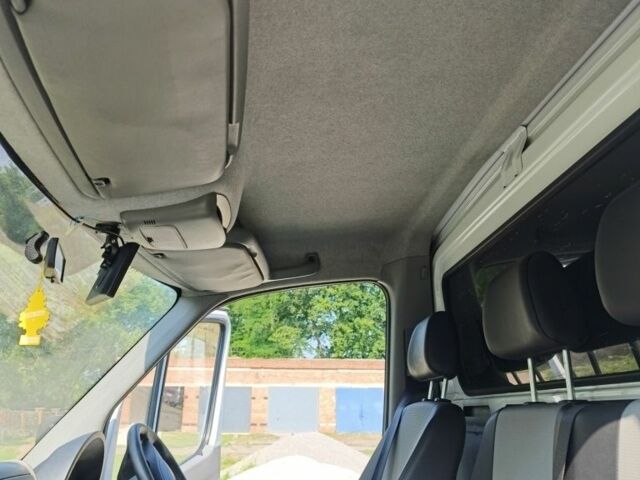 Белый Мерседес Sprinter, объемом двигателя 2.2 л и пробегом 165 тыс. км за 8964 $, фото 11 на Automoto.ua