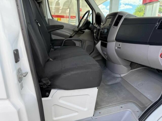 Білий Мерседес Sprinter, об'ємом двигуна 3 л та пробігом 89 тис. км за 9000 $, фото 10 на Automoto.ua
