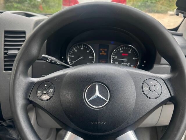 Білий Мерседес Sprinter, об'ємом двигуна 0 л та пробігом 197 тис. км за 7844 $, фото 3 на Automoto.ua