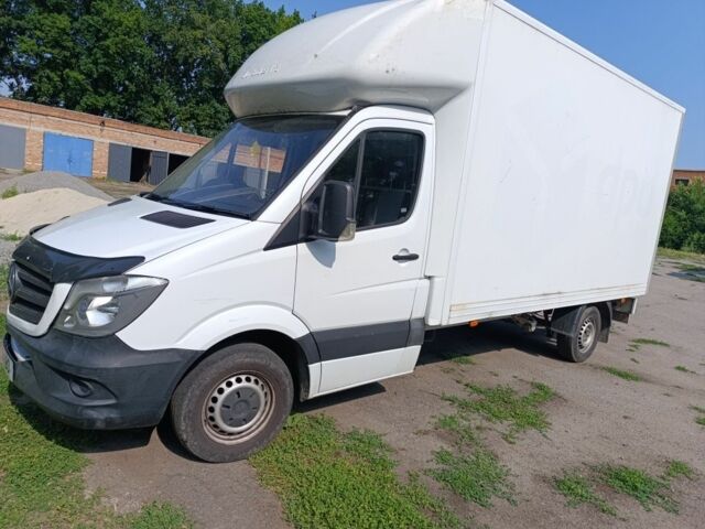 Белый Мерседес Sprinter, объемом двигателя 2.2 л и пробегом 165 тыс. км за 8964 $, фото 6 на Automoto.ua