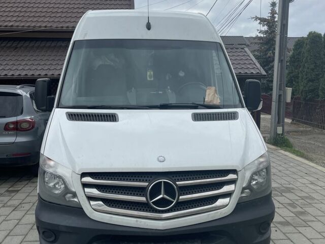 Білий Мерседес Sprinter, об'ємом двигуна 0 л та пробігом 150 тис. км за 21505 $, фото 1 на Automoto.ua