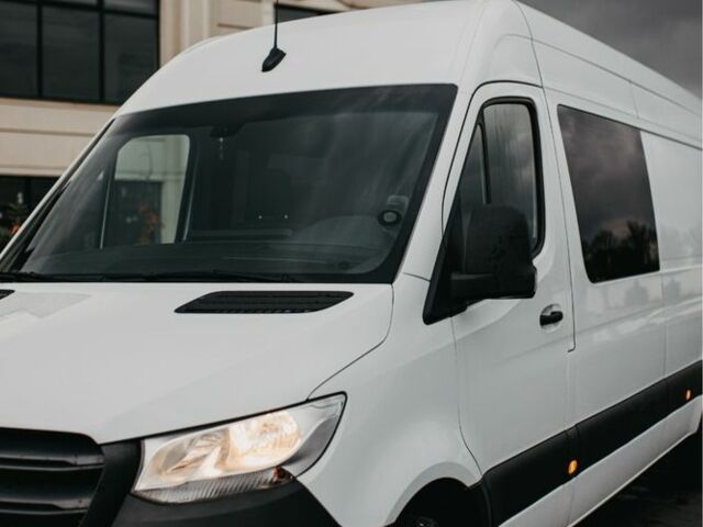 Белый Мерседес Sprinter, объемом двигателя 0.22 л и пробегом 370 тыс. км за 29950 $, фото 11 на Automoto.ua