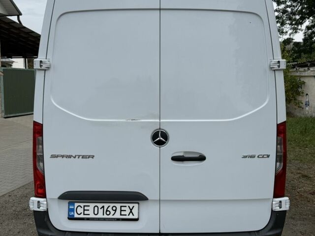 Білий Мерседес Sprinter, об'ємом двигуна 2.1 л та пробігом 236 тис. км за 29389 $, фото 3 на Automoto.ua