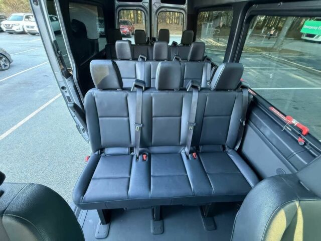 Белый Мерседес Sprinter, объемом двигателя 2 л и пробегом 74 тыс. км за 17000 $, фото 11 на Automoto.ua