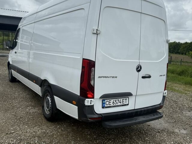 Белый Мерседес Sprinter, объемом двигателя 2.1 л и пробегом 481 тыс. км за 23000 $, фото 3 на Automoto.ua