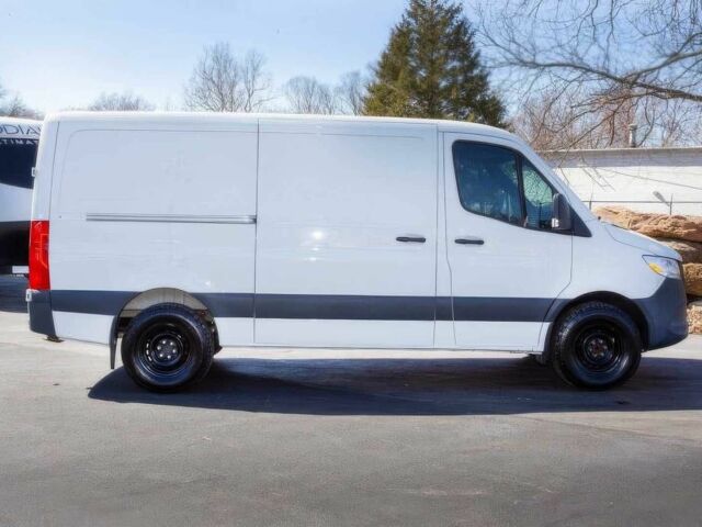 Білий Мерседес Sprinter, об'ємом двигуна 2 л та пробігом 40 тис. км за 21300 $, фото 4 на Automoto.ua