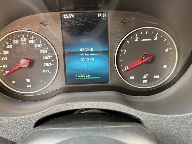 Белый Мерседес Sprinter, объемом двигателя 2 л и пробегом 110 тыс. км за 35000 $, фото 15 на Automoto.ua