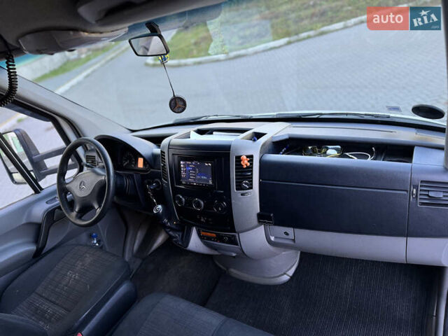 Білий Мерседес Sprinter, об'ємом двигуна 2.99 л та пробігом 426 тис. км за 25800 $, фото 23 на Automoto.ua