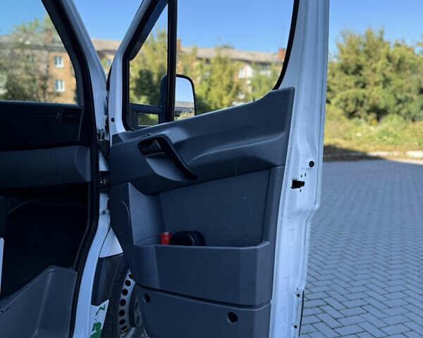 Білий Мерседес Sprinter, об'ємом двигуна 2.99 л та пробігом 426 тис. км за 25800 $, фото 22 на Automoto.ua