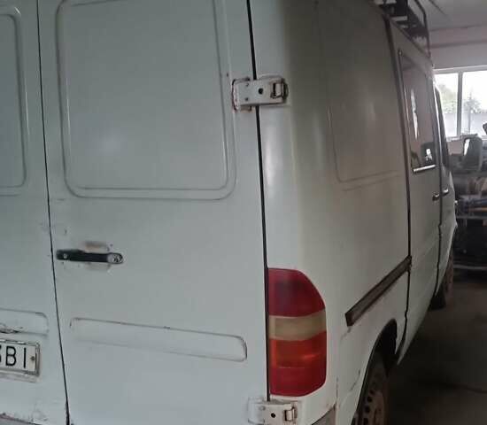 Білий Мерседес Sprinter, об'ємом двигуна 2.3 л та пробігом 541 тис. км за 5000 $, фото 8 на Automoto.ua