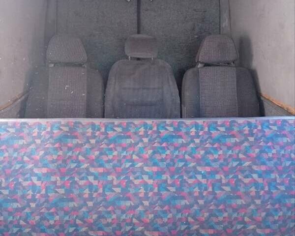 Белый Мерседес Sprinter, объемом двигателя 2.3 л и пробегом 500 тыс. км за 4900 $, фото 8 на Automoto.ua