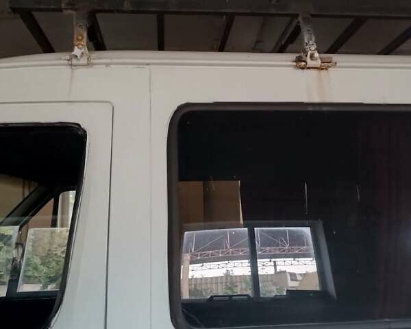 Білий Мерседес Sprinter, об'ємом двигуна 2.3 л та пробігом 541 тис. км за 5000 $, фото 3 на Automoto.ua