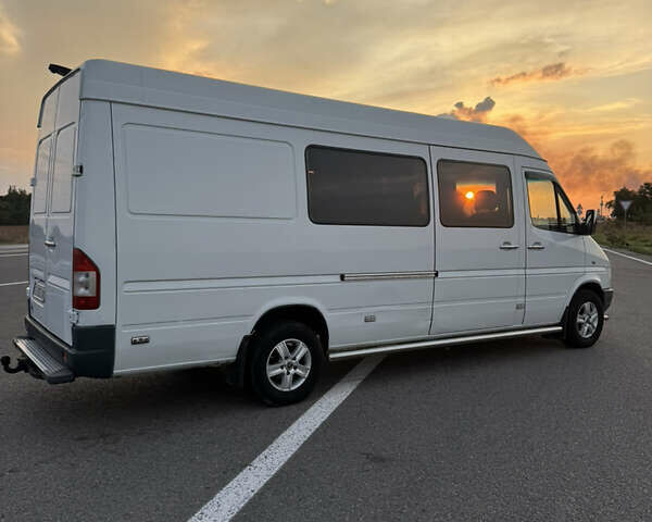 Білий Мерседес Sprinter, об'ємом двигуна 2.9 л та пробігом 386 тис. км за 10000 $, фото 9 на Automoto.ua