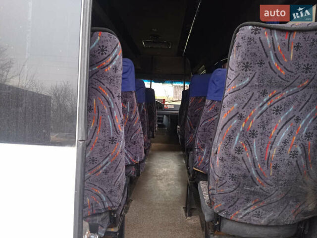 Белый Мерседес Sprinter, объемом двигателя 2.9 л и пробегом 80 тыс. км за 7500 $, фото 6 на Automoto.ua