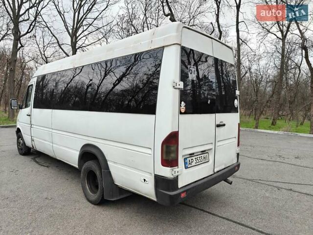 Белый Мерседес Sprinter, объемом двигателя 2.9 л и пробегом 300 тыс. км за 7000 $, фото 10 на Automoto.ua
