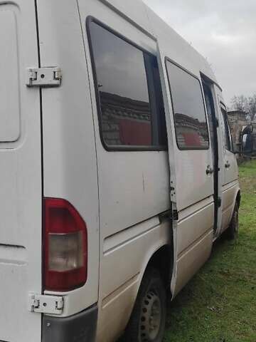 Білий Мерседес Sprinter, об'ємом двигуна 2.3 л та пробігом 850 тис. км за 4000 $, фото 7 на Automoto.ua