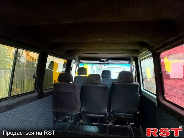 Белый Мерседес Sprinter, объемом двигателя 2.3 л и пробегом 354 тыс. км за 6000 $, фото 6 на Automoto.ua