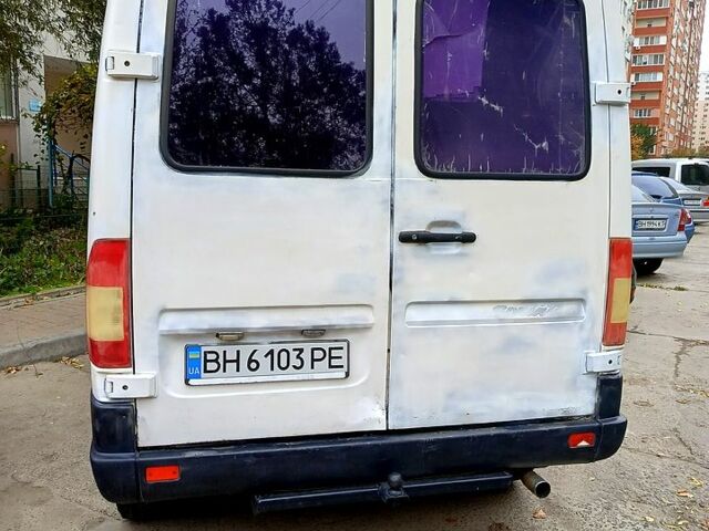 Белый Мерседес Sprinter, объемом двигателя 2.3 л и пробегом 510 тыс. км за 3999 $, фото 1 на Automoto.ua