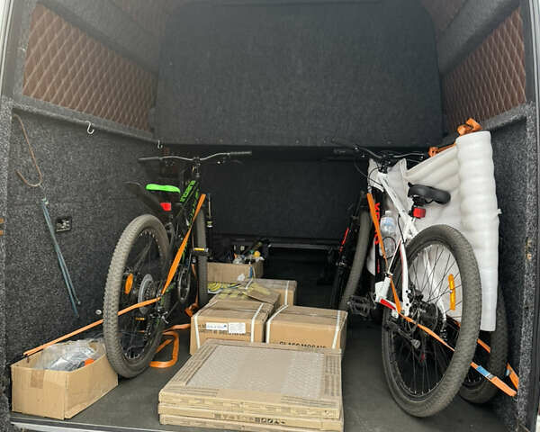 Білий Мерседес Sprinter, об'ємом двигуна 2.9 л та пробігом 386 тис. км за 10000 $, фото 11 на Automoto.ua