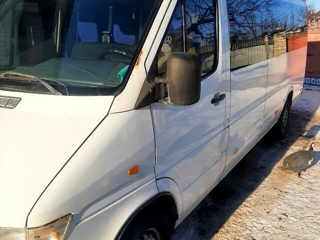 Білий Мерседес Sprinter, об'ємом двигуна 2.9 л та пробігом 700 тис. км за 6700 $, фото 3 на Automoto.ua