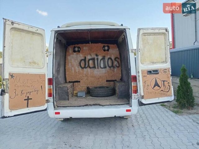 Білий Мерседес Sprinter, об'ємом двигуна 2.87 л та пробігом 900 тис. км за 4999 $, фото 17 на Automoto.ua