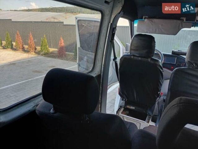 Білий Мерседес Sprinter, об'ємом двигуна 2.87 л та пробігом 900 тис. км за 4999 $, фото 16 на Automoto.ua