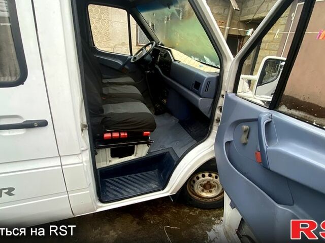 Белый Мерседес Sprinter, объемом двигателя 2.9 л и пробегом 0 тыс. км за 6500 $, фото 2 на Automoto.ua