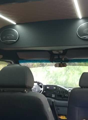 Белый Мерседес Sprinter, объемом двигателя 2.87 л и пробегом 1 тыс. км за 9000 $, фото 6 на Automoto.ua