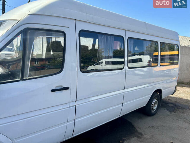 Білий Мерседес Sprinter, об'ємом двигуна 2.9 л та пробігом 211 тис. км за 6600 $, фото 3 на Automoto.ua