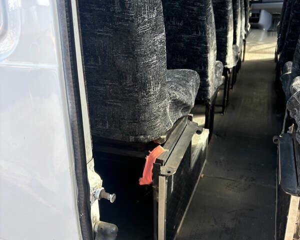 Білий Мерседес Sprinter, об'ємом двигуна 2.9 л та пробігом 211 тис. км за 6600 $, фото 10 на Automoto.ua