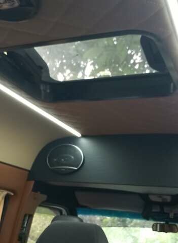 Белый Мерседес Sprinter, объемом двигателя 2.87 л и пробегом 1 тыс. км за 9000 $, фото 8 на Automoto.ua