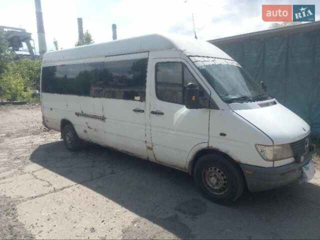 Белый Мерседес Sprinter, объемом двигателя 0 л и пробегом 1 тыс. км за 4999 $, фото 1 на Automoto.ua