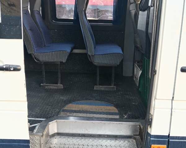 Белый Мерседес Sprinter, объемом двигателя 2.9 л и пробегом 320 тыс. км за 6400 $, фото 3 на Automoto.ua