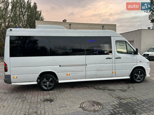 Білий Мерседес Sprinter, об'ємом двигуна 2.87 л та пробігом 658 тис. км за 11999 $, фото 5 на Automoto.ua