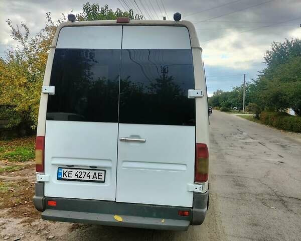 Білий Мерседес Sprinter, об'ємом двигуна 2.9 л та пробігом 98 тис. км за 7500 $, фото 10 на Automoto.ua