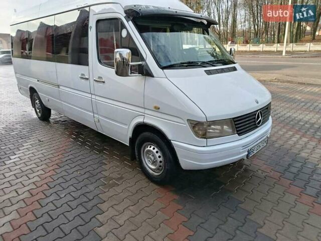 Білий Мерседес Sprinter, об'ємом двигуна 2.9 л та пробігом 530 тис. км за 9000 $, фото 1 на Automoto.ua