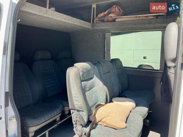 Белый Мерседес Sprinter, объемом двигателя 2.9 л и пробегом 400 тыс. км за 9500 $, фото 19 на Automoto.ua