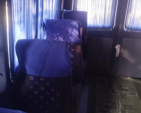 Белый Мерседес Sprinter, объемом двигателя 0 л и пробегом 450 тыс. км за 3500 $, фото 1 на Automoto.ua