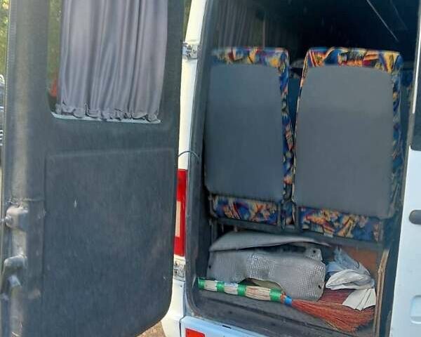 Мерседес Sprinter 1998 у Миколаєві на Automoto.ua Білий Мерседес Sprinter, об'ємом двигуна 2.87 л та пробігом 300 тис. км за 7000 $, фото 12 на Automoto.ua