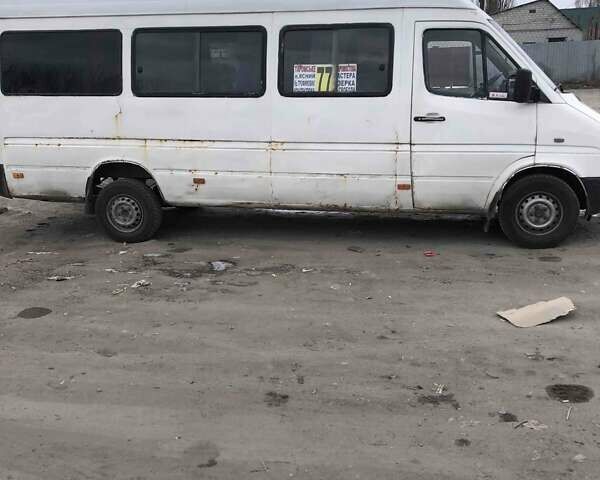 Білий Мерседес Sprinter, об'ємом двигуна 2.87 л та пробігом 350 тис. км за 5000 $, фото 1 на Automoto.ua