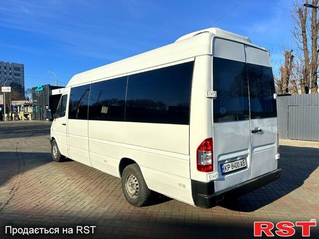 Белый Мерседес Sprinter, объемом двигателя 2.9 л и пробегом 500 тыс. км за 8999 $, фото 5 на Automoto.ua