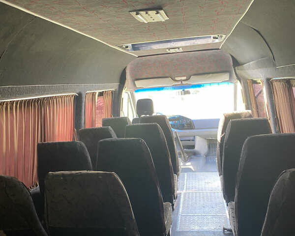 Білий Мерседес Sprinter, об'ємом двигуна 2.9 л та пробігом 790 тис. км за 6000 $, фото 6 на Automoto.ua