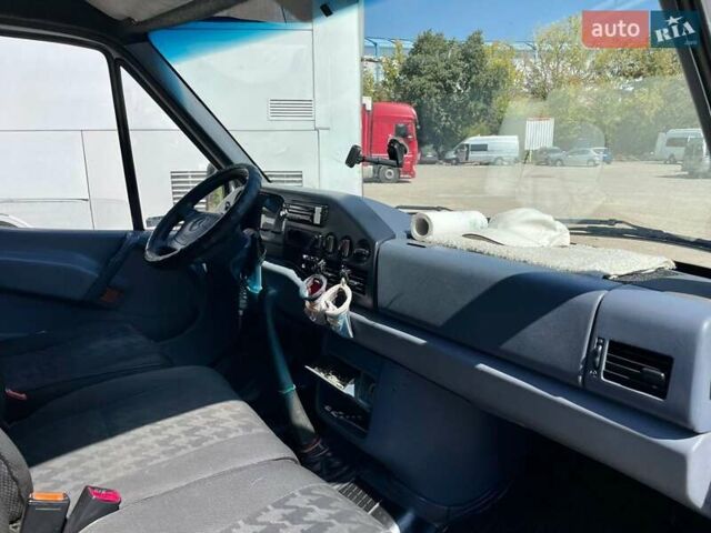 Білий Мерседес Sprinter, об'ємом двигуна 2.9 л та пробігом 400 тис. км за 9500 $, фото 24 на Automoto.ua