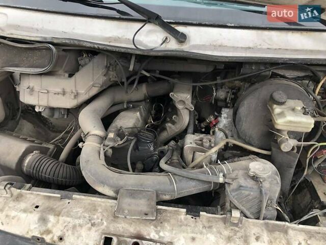 Білий Мерседес Sprinter, об'ємом двигуна 2.87 л та пробігом 350 тис. км за 5000 $, фото 2 на Automoto.ua