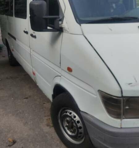 Белый Мерседес Sprinter, объемом двигателя 2.9 л и пробегом 500 тыс. км за 5799 $, фото 15 на Automoto.ua