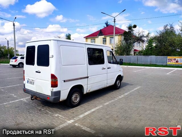 Білий Мерседес Sprinter, об'ємом двигуна 2.3 л та пробігом 300 тис. км за 3999 $, фото 2 на Automoto.ua