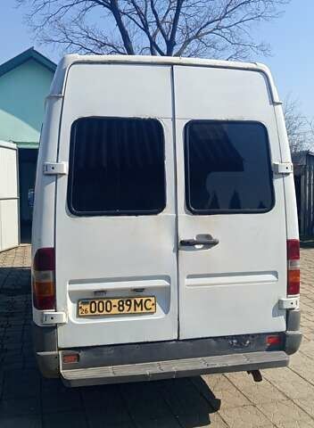 Белый Мерседес Sprinter, объемом двигателя 2.9 л и пробегом 310 тыс. км за 4300 $, фото 5 на Automoto.ua