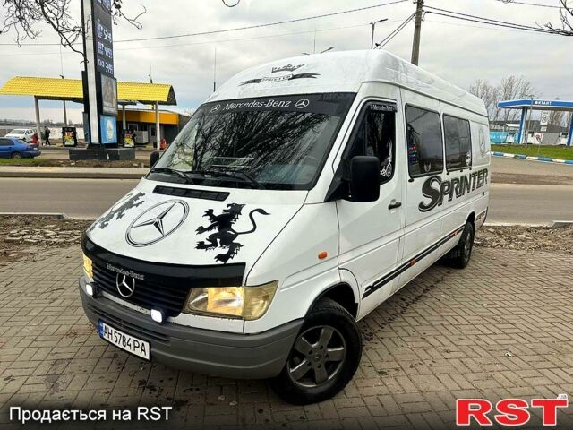 Белый Мерседес Sprinter, объемом двигателя 2.9 л и пробегом 1 тыс. км за 11000 $, фото 1 на Automoto.ua