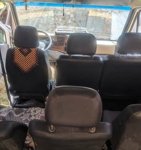 Білий Мерседес Sprinter, об'ємом двигуна 2.9 л та пробігом 999 тис. км за 3350 $, фото 29 на Automoto.ua