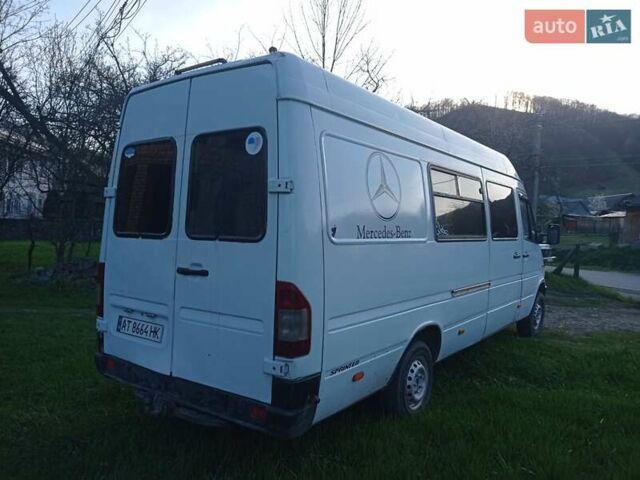 Белый Мерседес Sprinter, объемом двигателя 2.9 л и пробегом 345 тыс. км за 5500 $, фото 2 на Automoto.ua